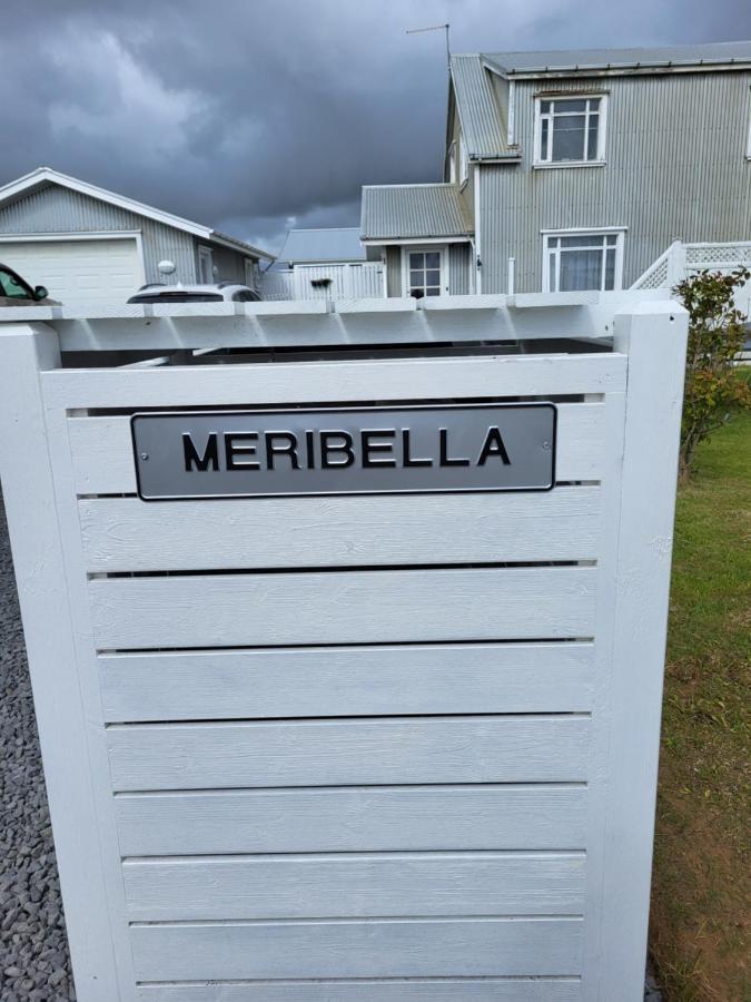 Meribella Studio Apartment Eyrarbakki Luaran gambar